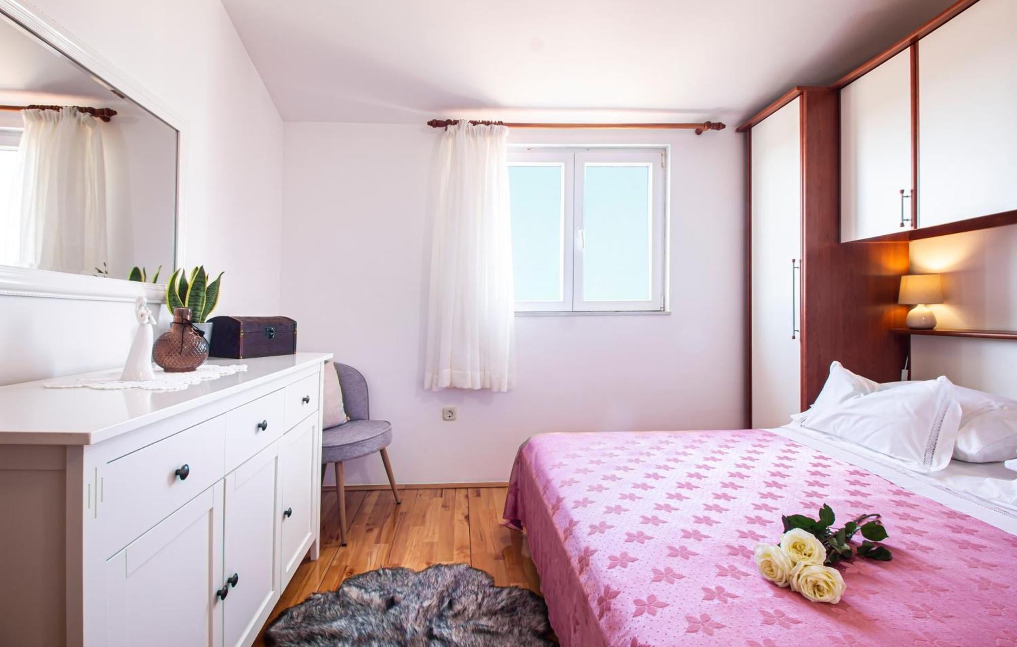 Apartment Anita With Amazing Sea View Макарська Екстер'єр фото